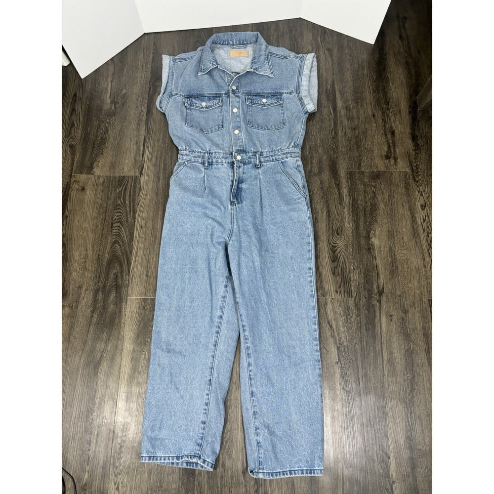 BLANKNYC Women's Medium Cap Sleeve Light Wash Denim Jumpsuit Romper